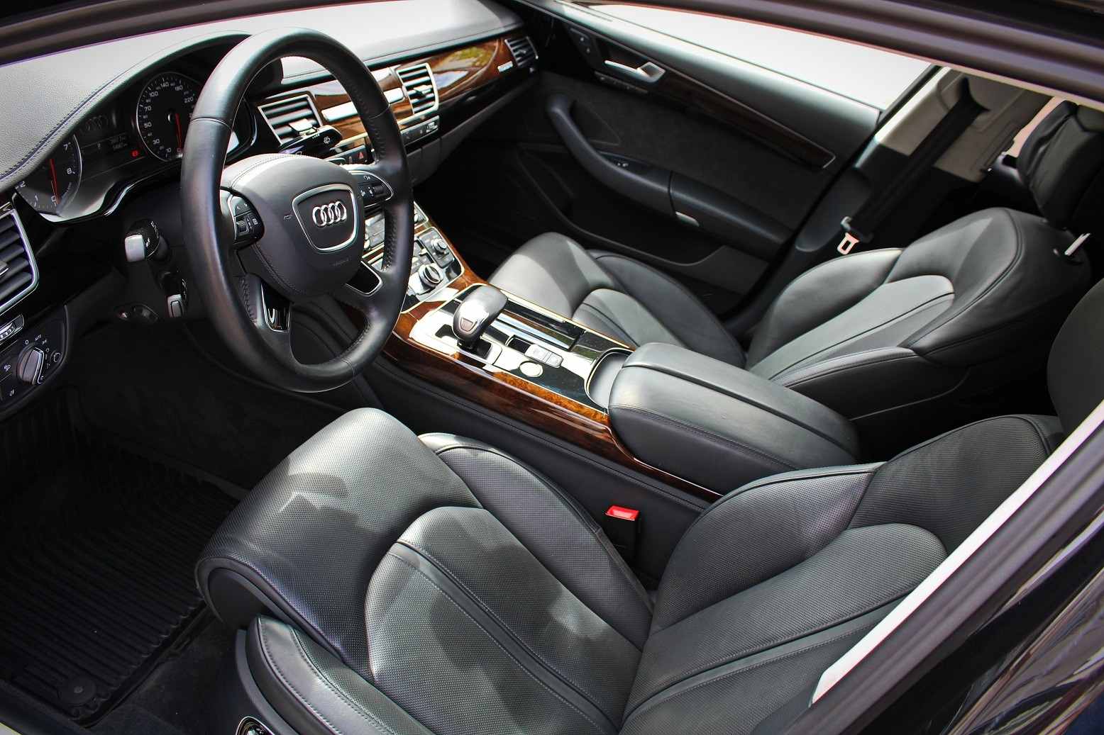 dry-cleaning-of-audi-a8-34_o | Студия профессионального детейлинга - Продетейлинг