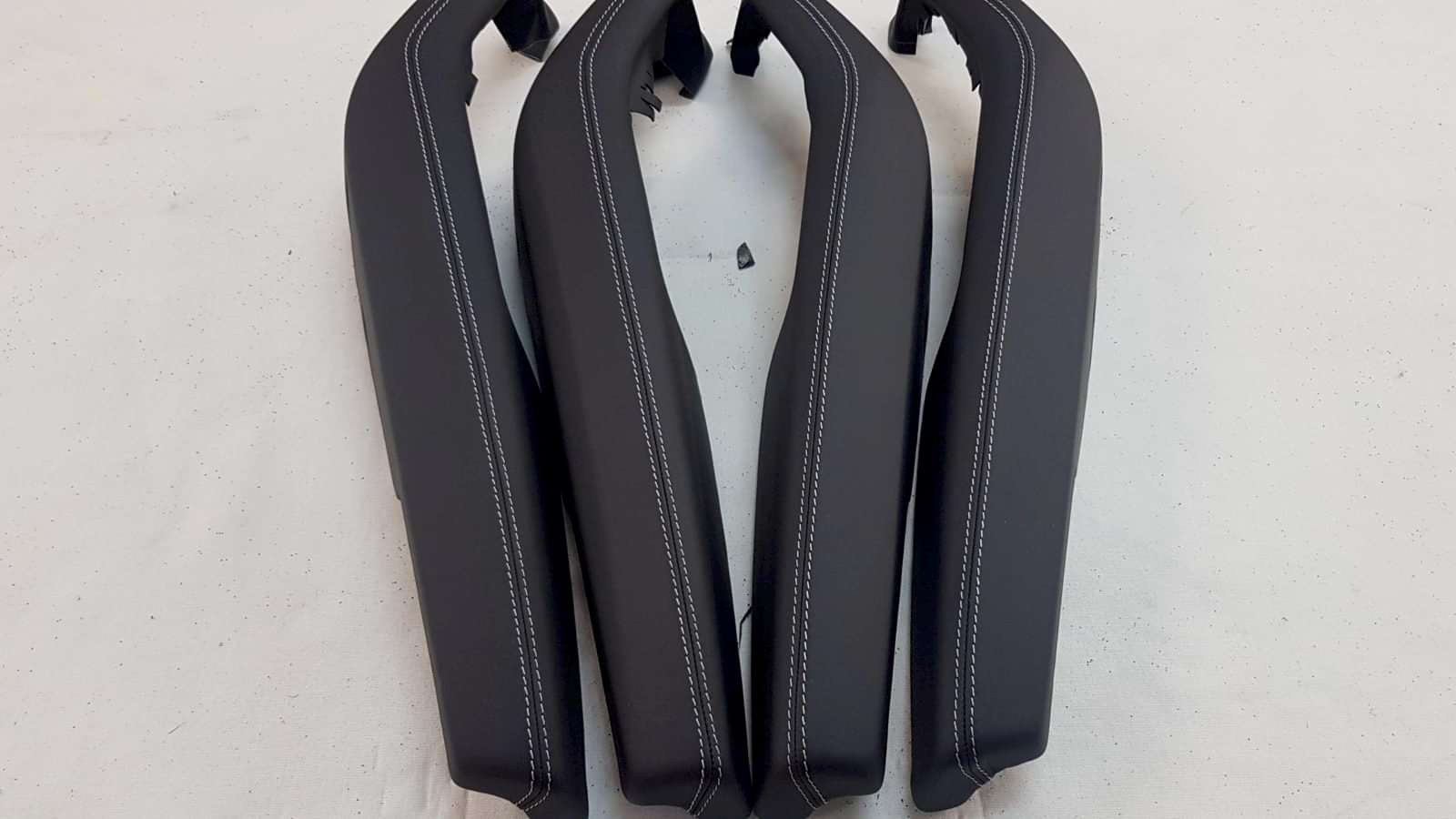 padding-of-the-armrests-skins-audi-q7-2_o | Студия профессионального детейлинга - Продетейлинг